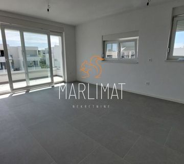 Apartman u Novalji 105m2 - cover