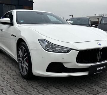 Maserati Ghibli 3.0 V6 BiXenon navi koža PDCx2 kamera 74000km TOP - cover