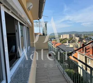 Rijetkost, Šibenik/centar, Kuća Sa 3 Stana, Parking, Pogled Na More