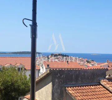 Primošten/dvoetažni Stan S Pogledom Na More I Poluotok