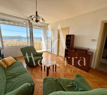 ŠIBENIK/CENTAR - STAN, 63,75m2, POGLED NA KANAL