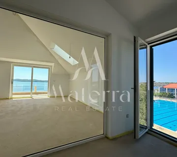 Lux Stan Sa Galerijom I Pogledom Na Stari Grad I More - Šibenik