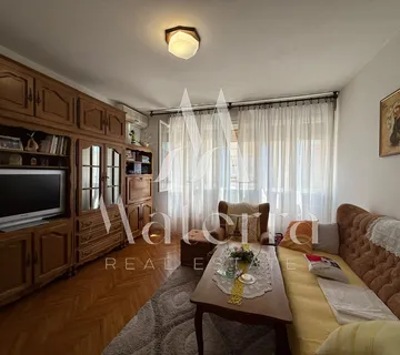 Šibenik/centar - 2-Sobni Stan Na 1. Katu, 2 Balkona