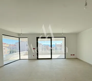 Zadar, Lux 3-Soban Stan (s4), Sa Garažom I Liftom, 1. Kat