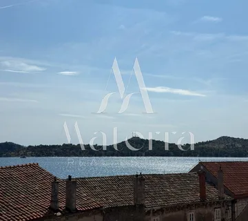 Šibenik/strogi Centar, 2-Sobni Stan, 49,17m2, Pogled Na More