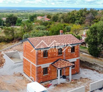 Poreč okolica, Istarska vila sa otvorenim pogledom na more - cover