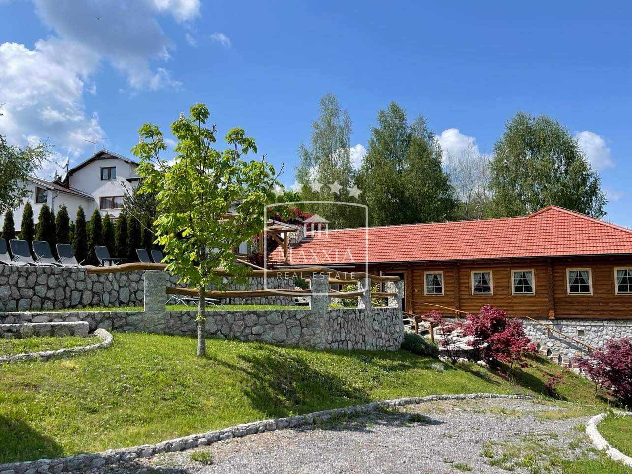 Plitvička jezera - Motel i restoran na odličnoj lokaciji! 1.350.000€ - cover