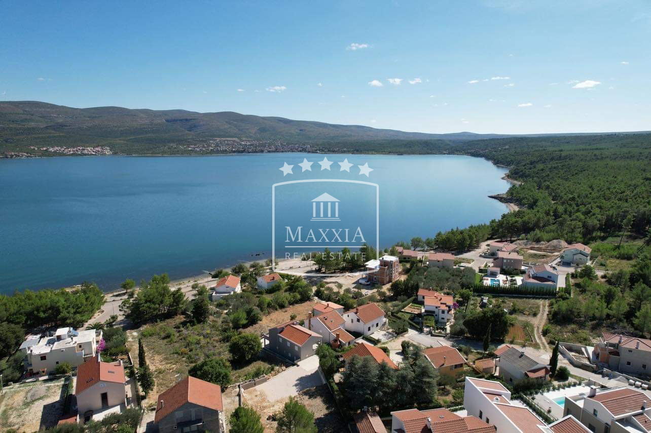 Pridraga - građ. zemljište 2050m2 blizina mora! 185000€ - cover