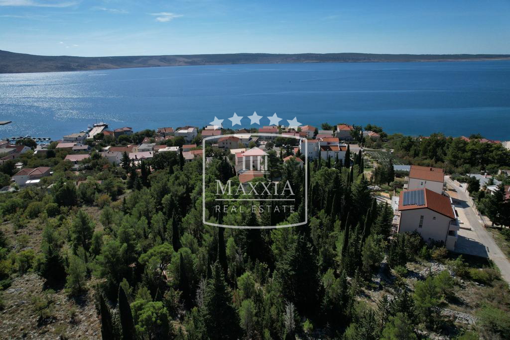 Starigrad - građevinsko zemljište 425m2! Centar i plaža! 85000€ - cover