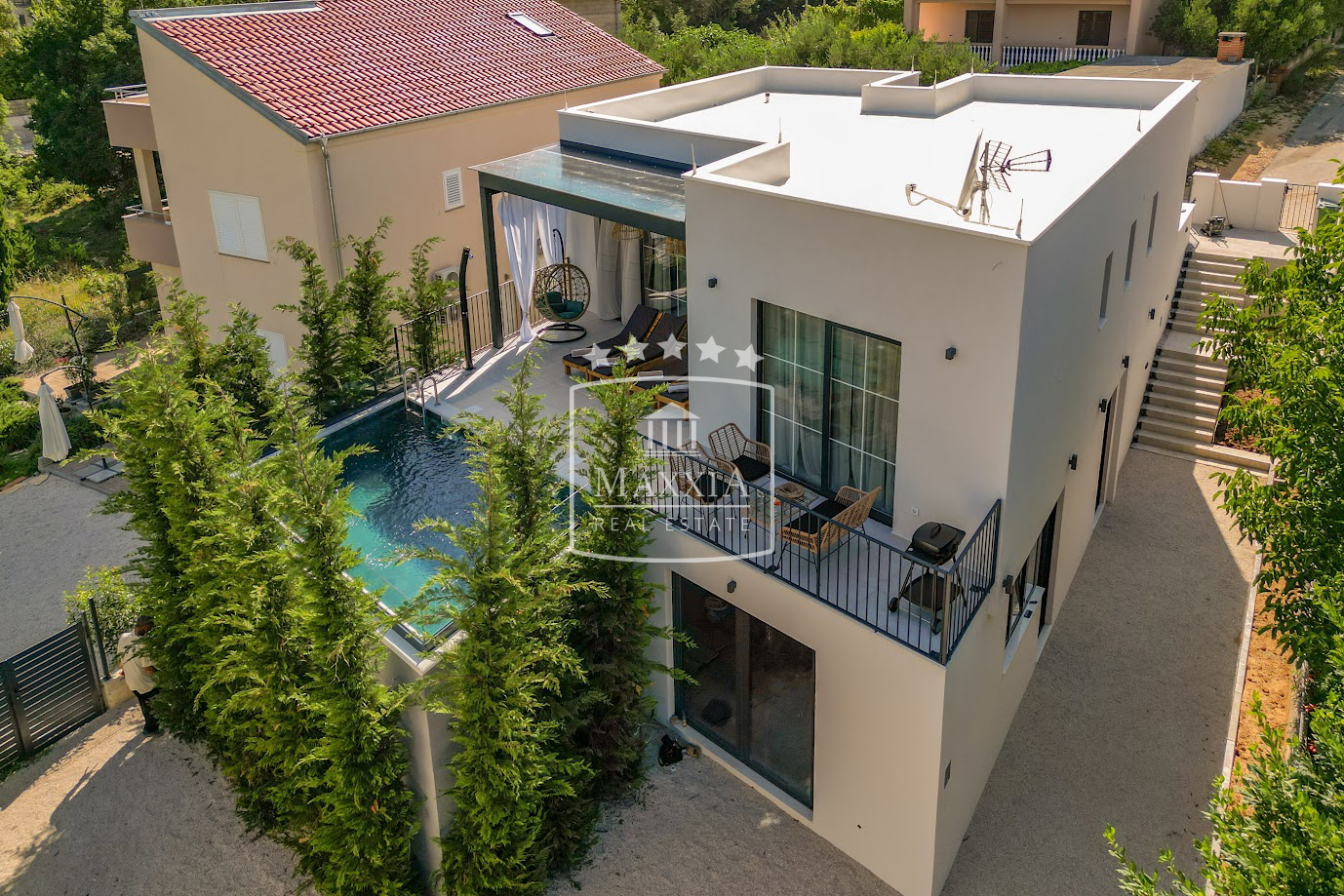 Pridraga - Moderna villa s bazenom par metara od plaže! 570.000€ - cover