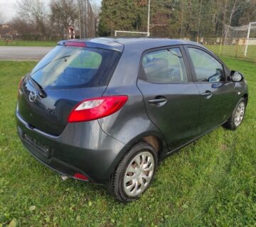 Mazda 2 1,3 i TE Klima PLIN u super stanju može na kartice do 36 sata - cover