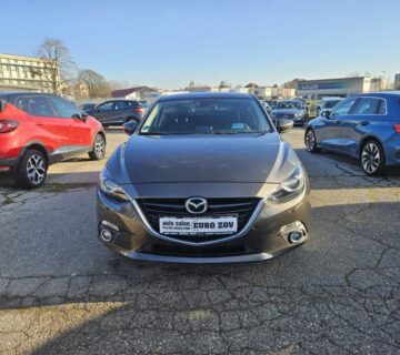 Mazda 3 G120 Challenge SPORT-LINE,PDC,GR.SJEDALA,BI-XENON - cover