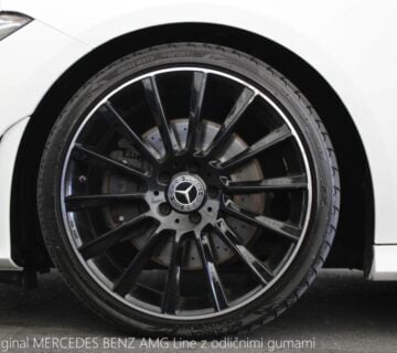 Mercedes-Benz CLA Shooting Brake 200 7G-DCT AMG Line WIDESCREEN PANO - cover