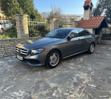 Mercedes-Benz E-klasa 200 d Avantgarde Widescreen - cover