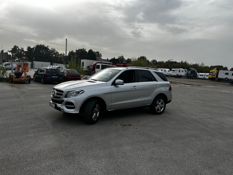 mercedes-benz-gle-250-d-slika-204714994 1