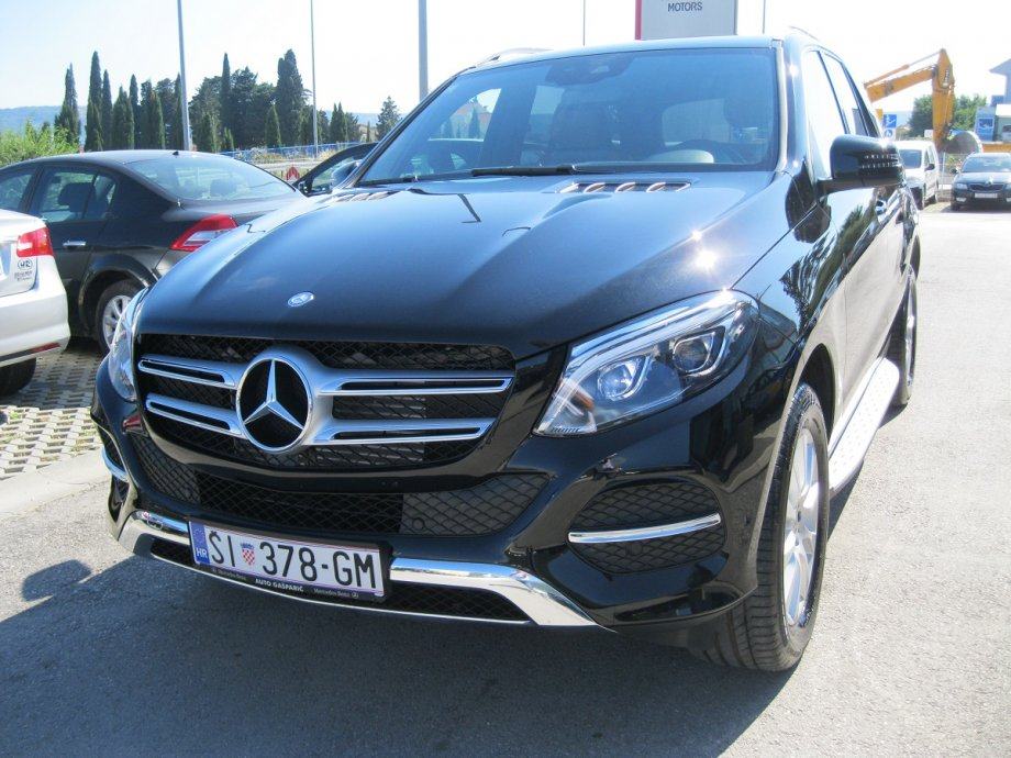 mercedes-benz-gle-350-d-4matic-aut-slika-202637022