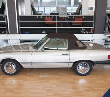 Mercedes-Benz 560SL/ uvoz iz Kalifornije/146TKM/odličan - cover