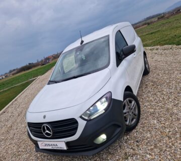 Mercedes Citan 112 Kamera,Mf-Volan,Tempomat,Navigacija Kredit-Zamjena, 2022 god. - cover