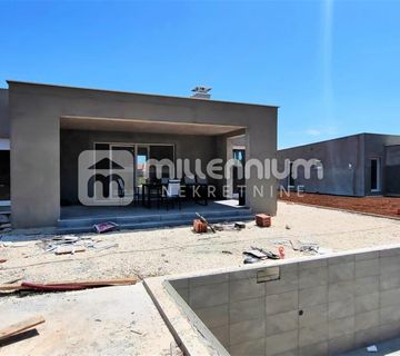 Istra, Labin, samostojeća prizemnica s bazenom, 83.20m2 - cover