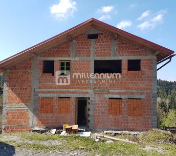 Gorski kotar, Vrbovsko, kuća 200m2 s okućnicom  - cover