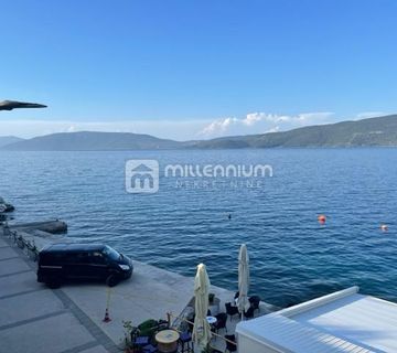 Otok Cres, dvoetažni 2s+db, 82.55m2, prvi red do mora - cover