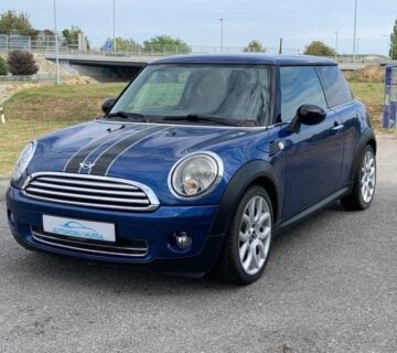 MINI Cooper 1,4 i SPORT  reg 01/2025 uredno stanje zamjena - cover