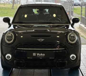 MINI Cooper S automatik JCW - cover