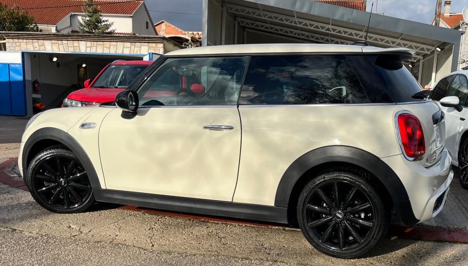 mini-cooper-sd-slika-216130546