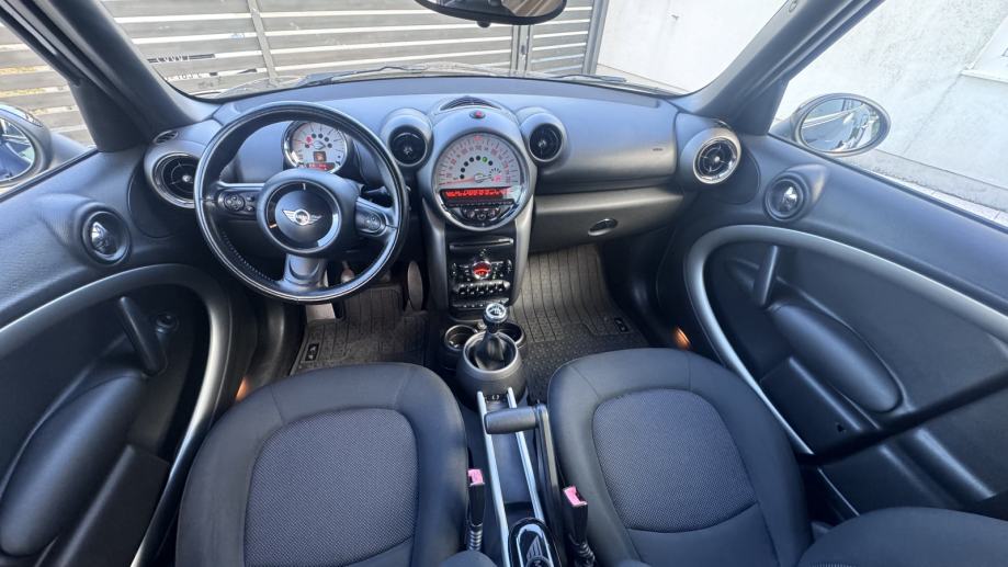 mini-countryman-1.6-d-slika-225377576