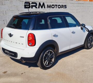 MINI Countryman Cooper 1.6 Sport –2015.g.– - cover