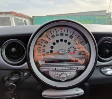 MINI COOPER 1,6 HDI, KARTICE DO 36 MJESECI, ZAMJENA,SAMO 84000 KM - cover