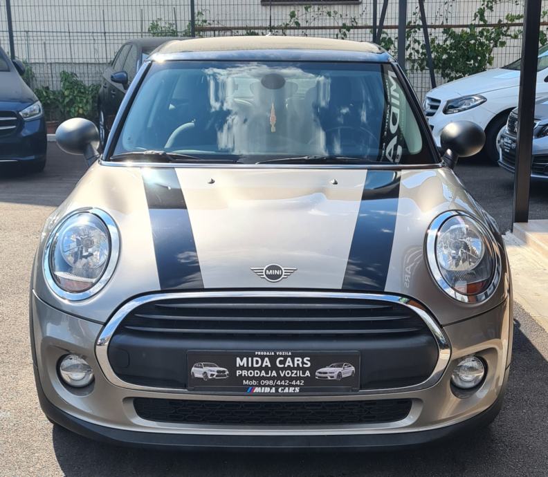 mini-one-dizel-2019-pdv-navi-ambi-light-crni-krov-crte-garancija-slika-225338211