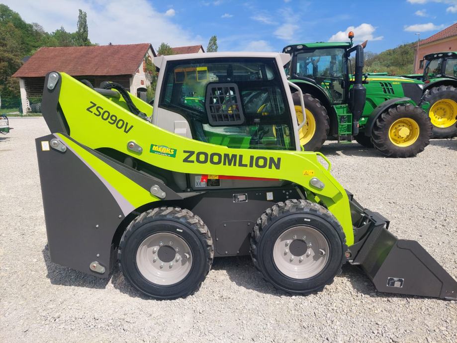 mini-utovarivac-zoomlion-zs090v-slika-218605652
