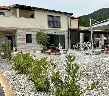 Opatija, rustikalna kamena kuća s bazenom i panoramskim pogledom, PRODAJA! - cover