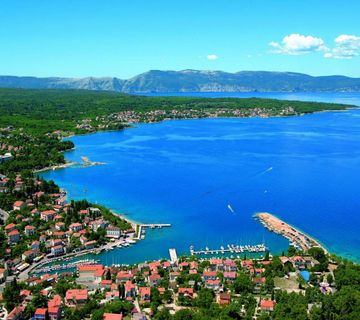 Malinska, građevninsko zemlište na mirnoj lokaciji, PRODAJA! - cover