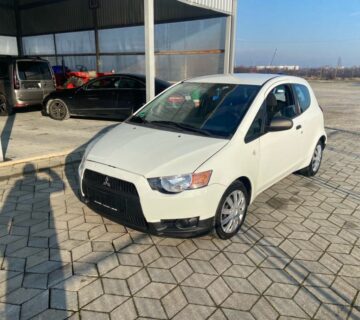 Mitsubishi Colt 1,1 VELIKA RASPRODAJA - PREKO 200 VOZILA - cover