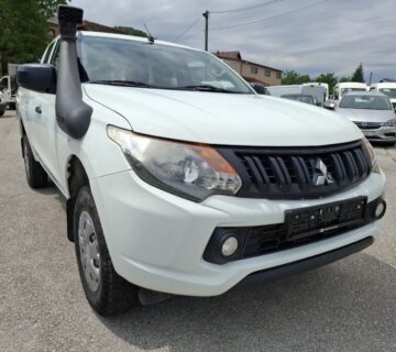 Mitsubishi L200 2.5 DI 4X4 N1 SA 4 SJEDALA,Klima - cover