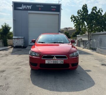 Mitsubishi lancer 1.5 - cover