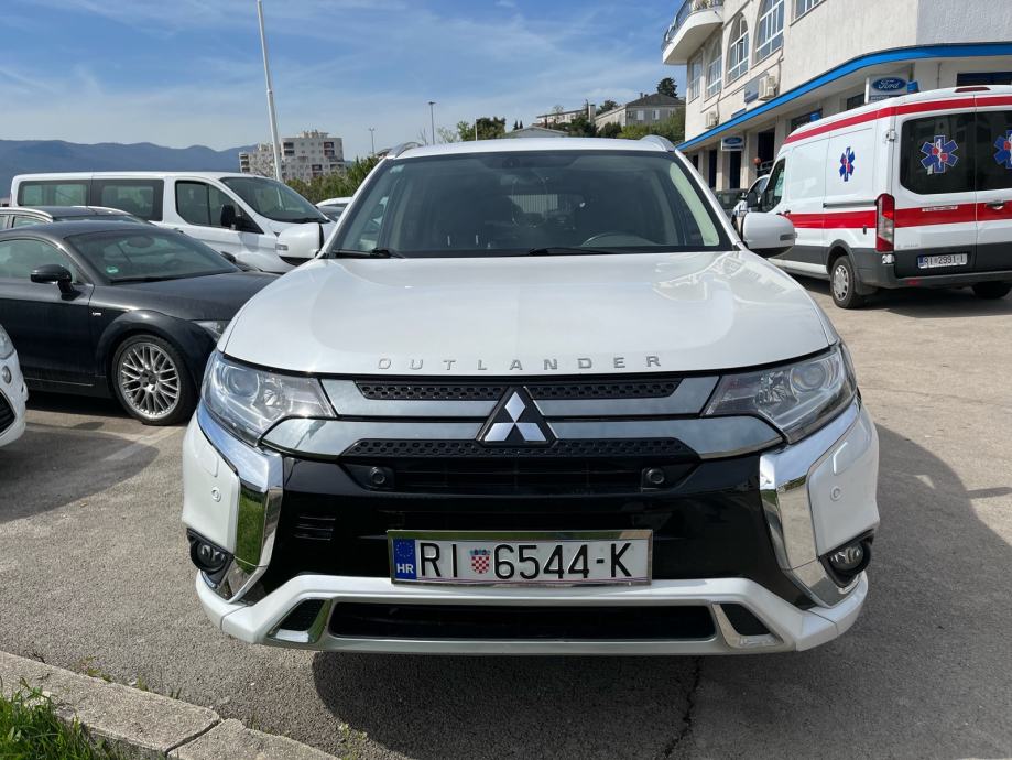 mitsubishi-outlander-phev-slika-217936302