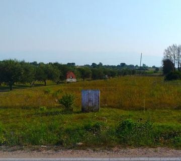 ZEMUNIK DONJI - Građevinsko zemljište 3223m2 - cover