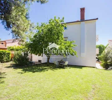 Istra, Štinjan, apartmanska kuća 420 m2 (prodaja) - cover