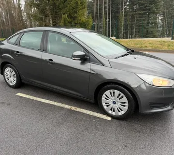 Ford Focus 1.5 TDCI 2017.god SERVISNA HR AUTO - cover