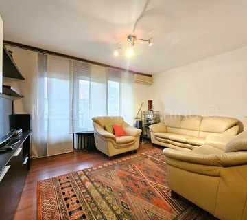 G. Dubrava, Trnovčica, dvoetažni 5 sobni stan s terasom, garažom i PM - cover