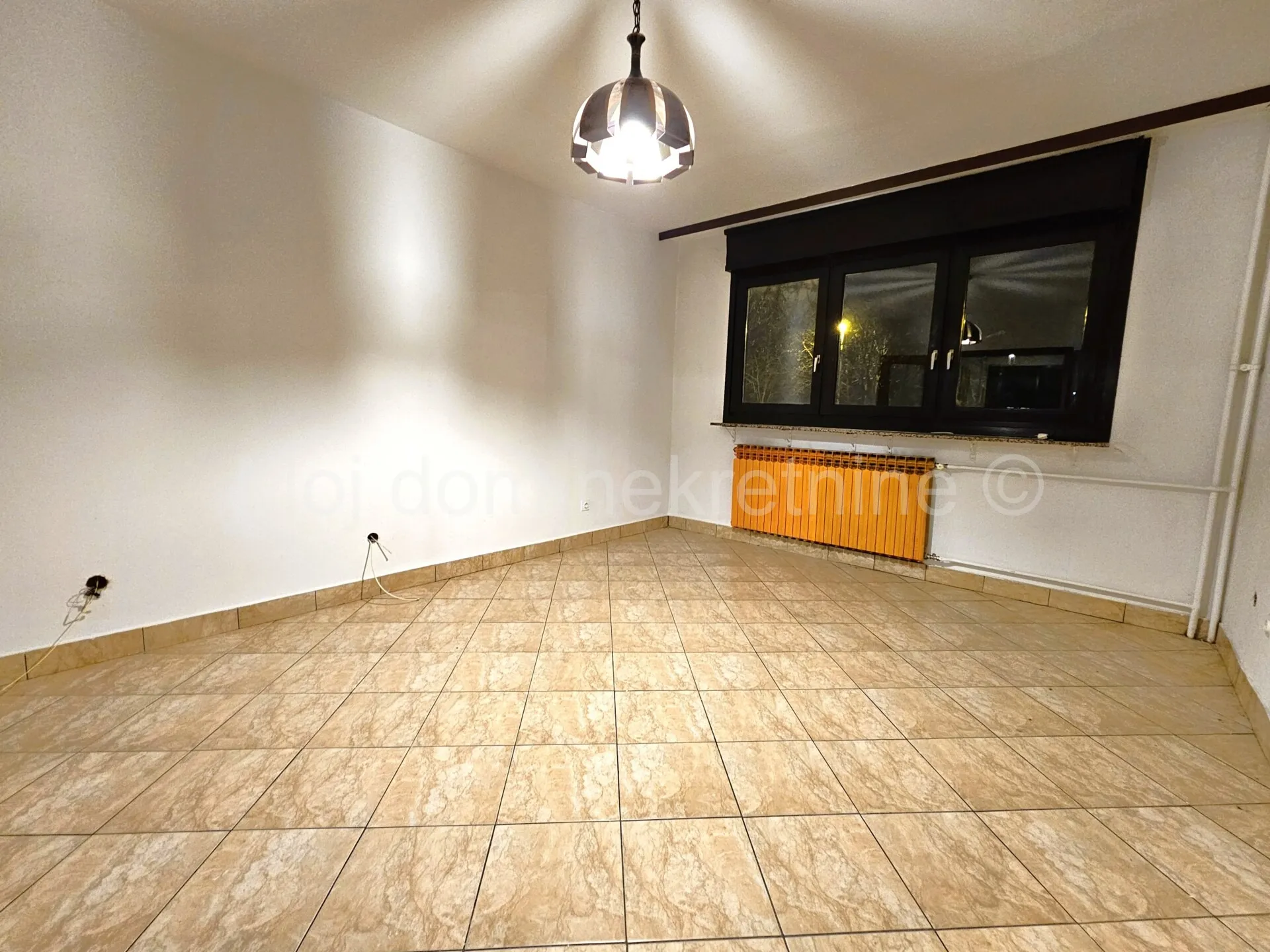 Malešnica,I.B.Mažuranić,lijep 3,5soban stan s loggiom,v.priz,85,49m2 - cover