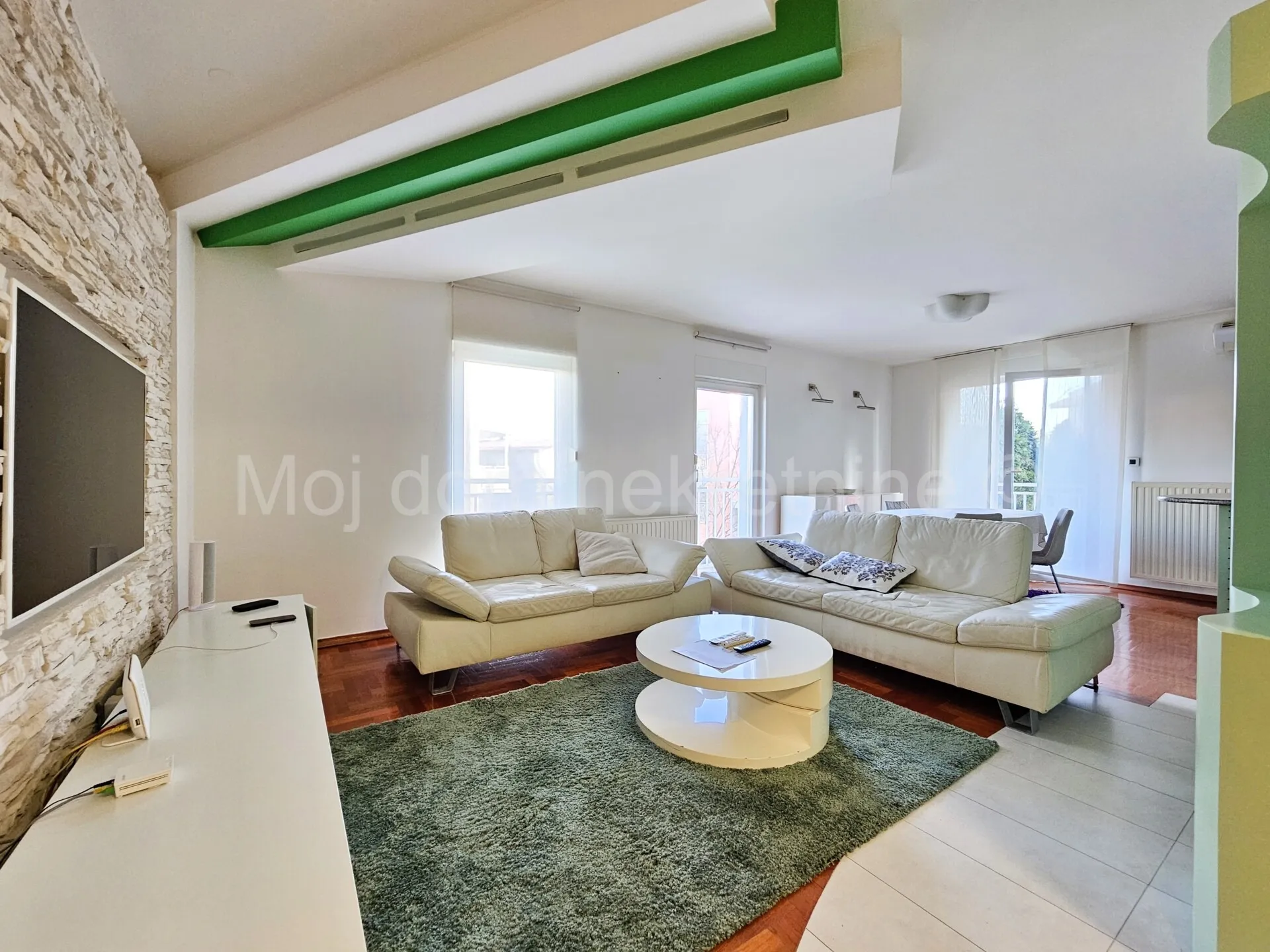 Donji Bukovac, prostran 3 soban stan s 2 terase i parkirnim mjestom - cover