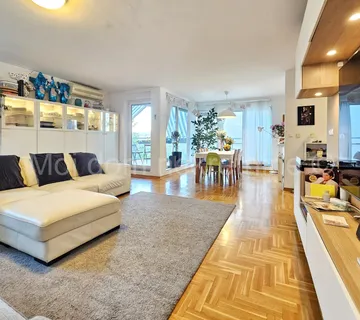 Bijenik, prekrasan 4 soban stan s terasom, GARAŽA, 2PM, NKP 132.48m2 - Zagreb