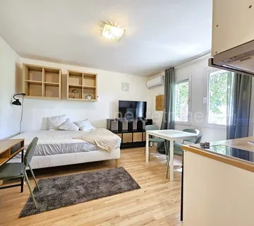 Savica, namještena garsonijera, NKP 21.12m2 - Zagreb