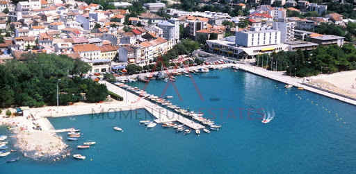 Crikvenica,kuća u blizini plaža - cover