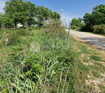 Građevinsko zemljište 720 m2 , Poljica Brig - cover