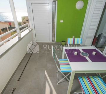 Apartman 2S+DB sa pogledom , 50 m od mora ,Privlaka - cover